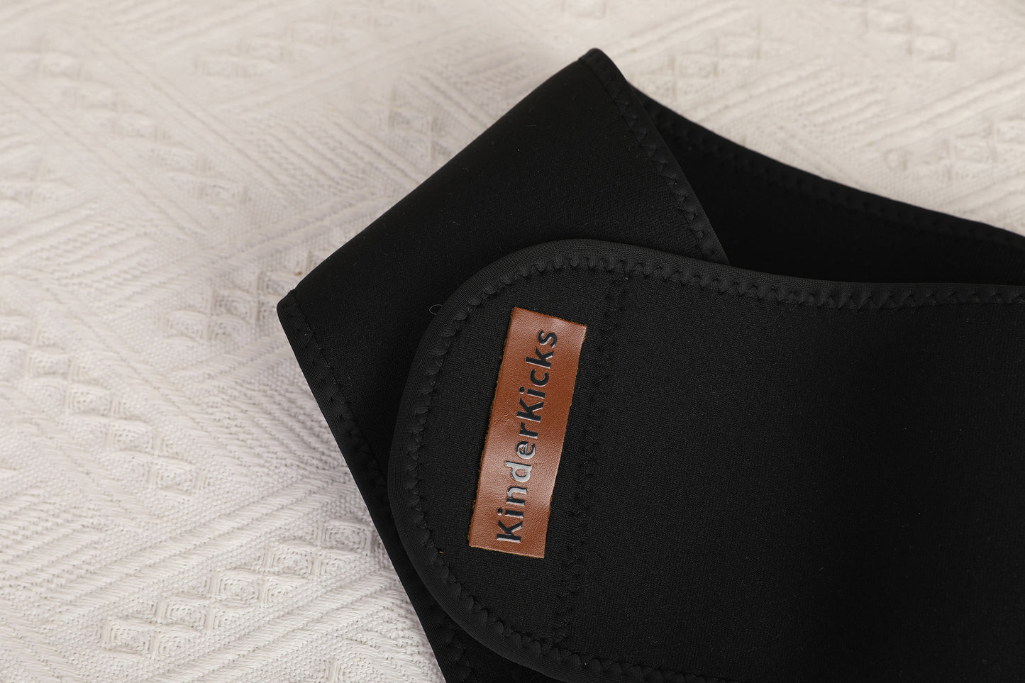 Kinderkicks Unisex Elastic Black Belt – Stretchable & Versatile