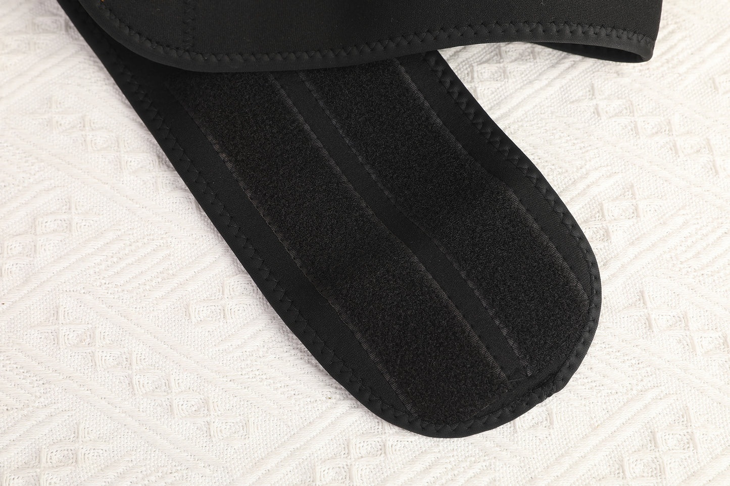 Kinderkicks Unisex Elastic Black Belt – Stretchable & Versatile