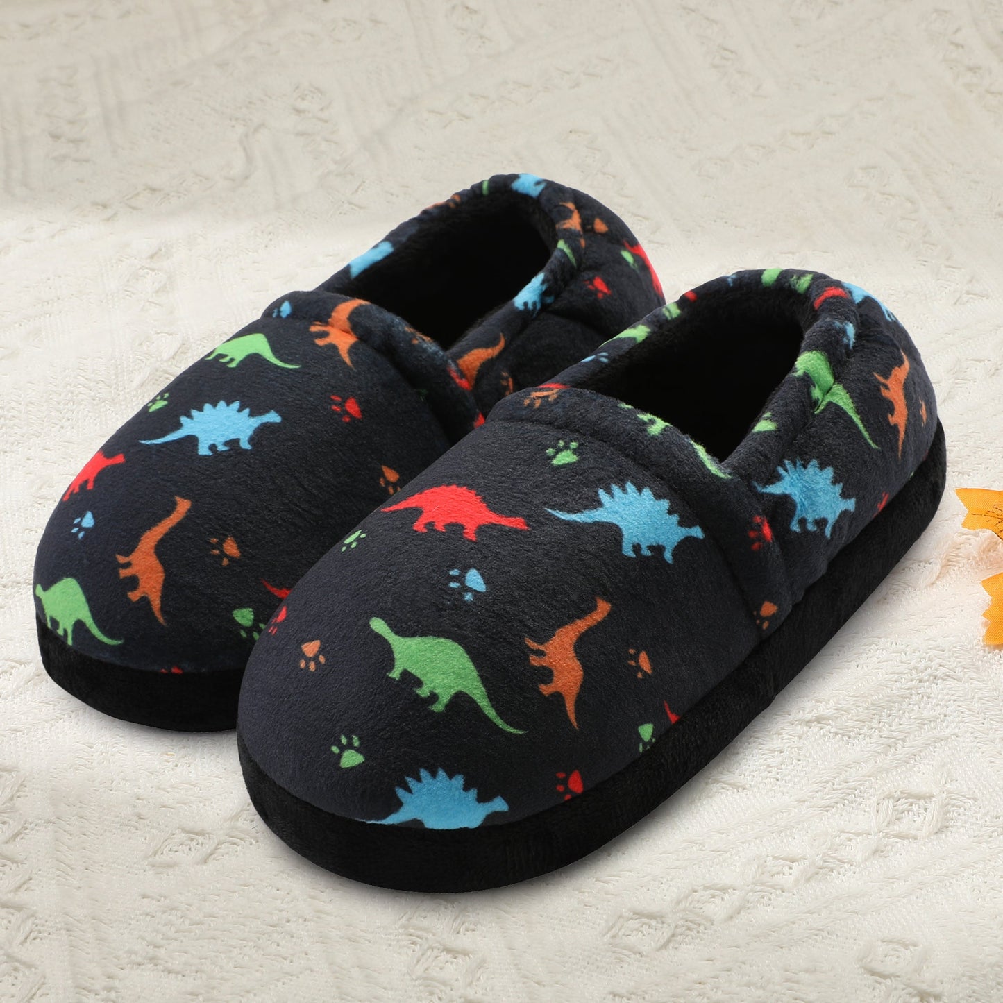 Boys Slippers Indoor House Slippers Bedroom Dinosaur Soft Warm Boys House Shoes with Memory Foam