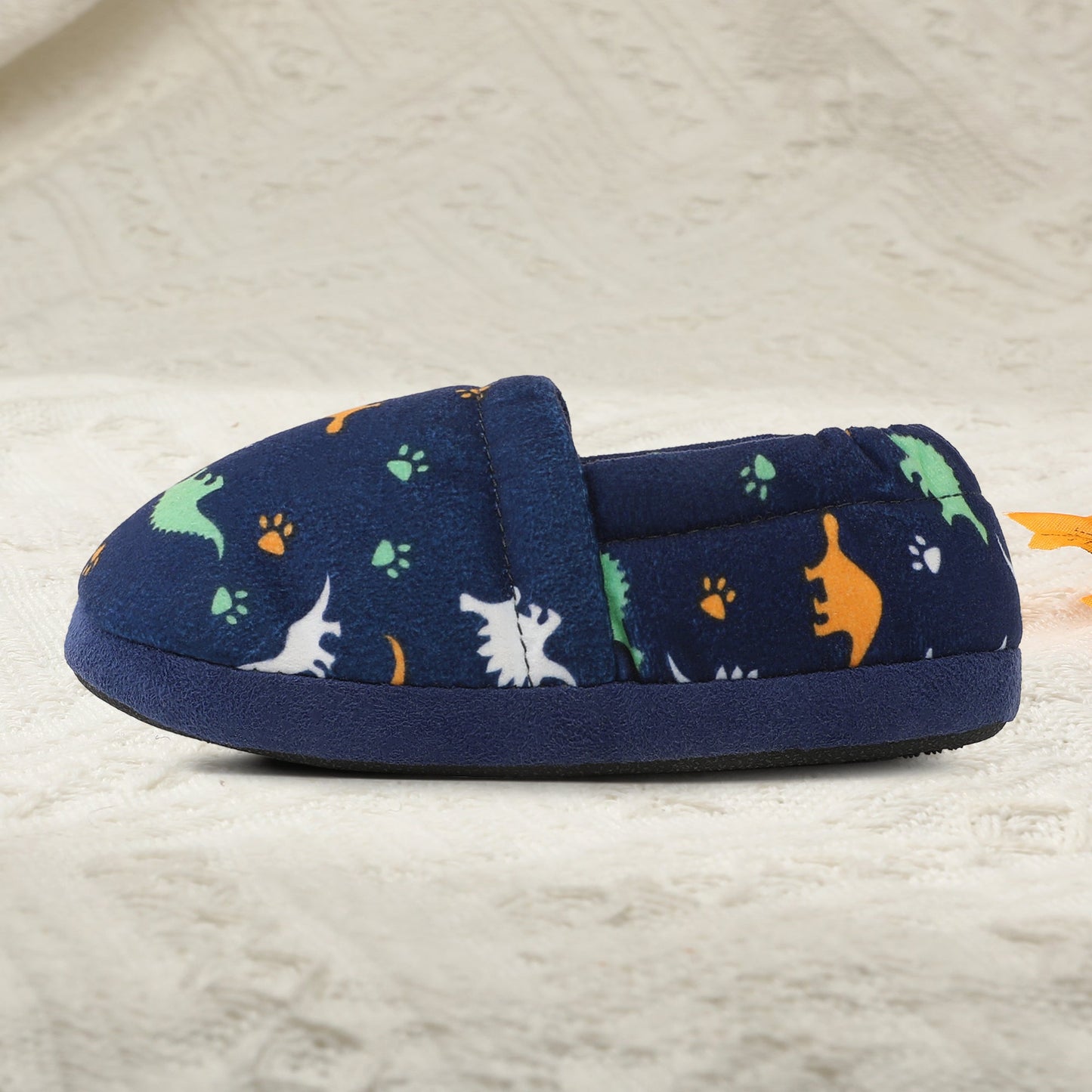 Boys Slippers Indoor House Slippers Bedroom Dinosaur Soft Warm Boys House Shoes with Memory Foam