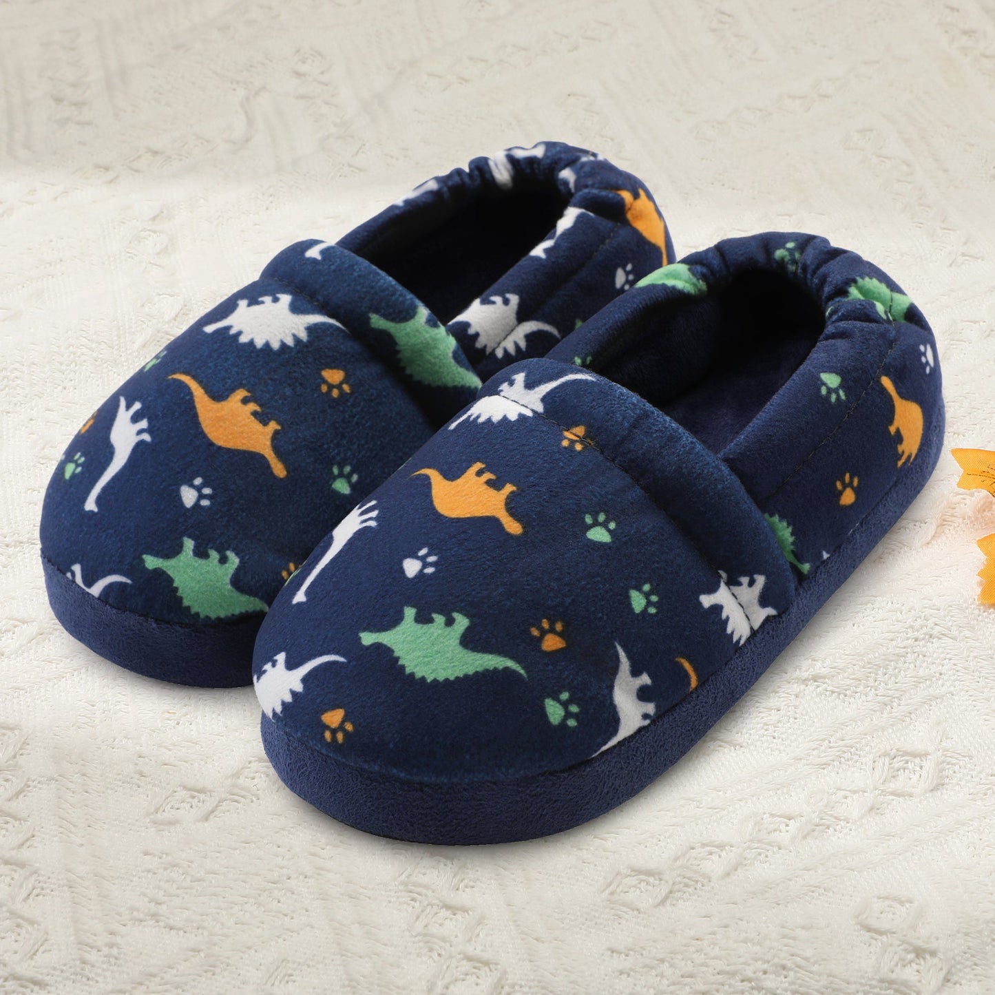 Boys Slippers Indoor House Slippers Bedroom Dinosaur Soft Warm Boys House Shoes with Memory Foam