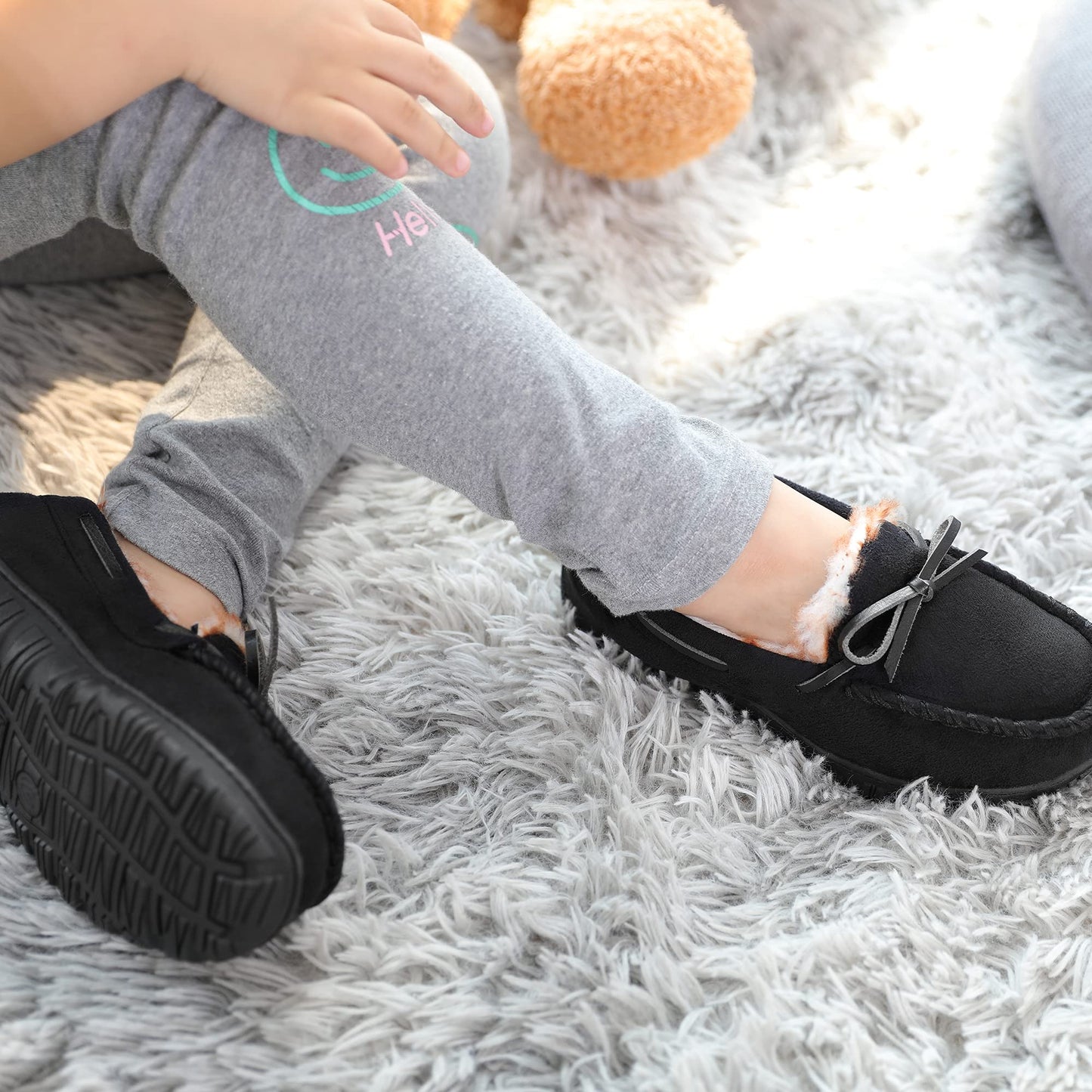 Boys Slippers Girls Slippers Memory Foam Moccasin Shoes Furry Plush Lining Non Slip Indoor Outdoor Boys Slippers for Big Kids Little Kids