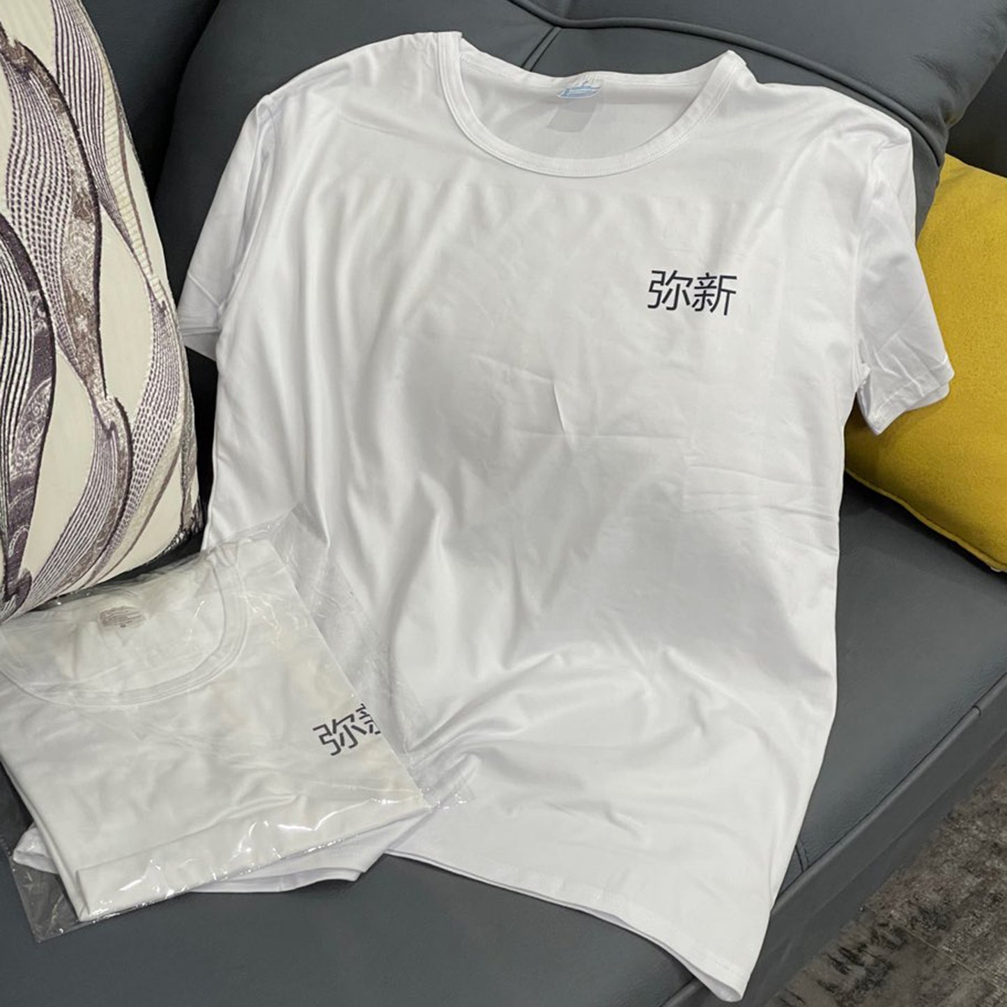 弥新 MIXIN White Cotton Short Sleeve Shirt